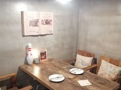 -HIGH FIVE哈福手工汉堡(桂林路店)