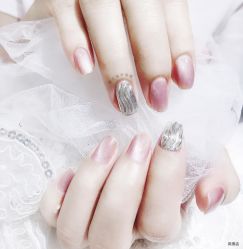 -夏花美甲美睫