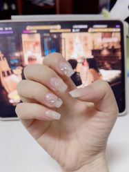 -尤米一站式美甲美睫
