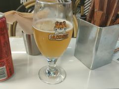 -HUZI虎滋精酿餐吧(京西大悦城店)