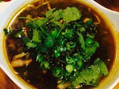 玩辣主题餐厅(和平西桥店)-自贡盐帮菜·玩辣餐厅(樱花园西街店)