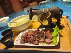 -乔家小院•非遗驴肉•本地小海鲜(滨河路店)