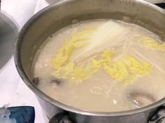 -红鼎豆捞·非遗鲍皇汤火锅(宝丰路店)