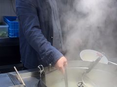 -牛吃草牛肉面(甬港南路店)