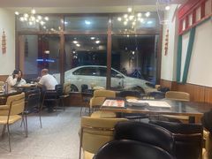 大堂-杨家崴子碳缸烧烤(东三马路店)