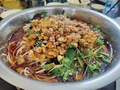 -周良天山牛杂城(天山路总店)