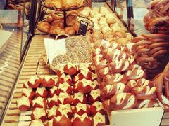 -Dough&Joe团憩(瑞虹天地月亮湾店)