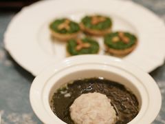 扬州狮子头-扬州香格里拉·香宫中餐厅