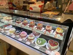 -花花卷卷·鲜食蛋糕(静安久光百货店)