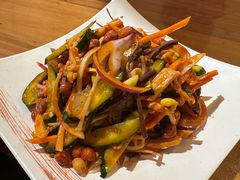 -长寿参鸡汤(朝韩风情街店)