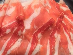 -老牌坊云南鱼豆花火锅(哈西万达店)