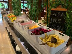 自助取餐区-西双版纳洲际度假酒店-海鲜傣味烧烤·侬香全日制餐厅