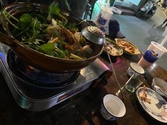 -胡须佬鸡煲四季火锅(海雅缤纷城店)
