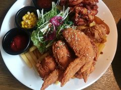 炸鸡拼盘-机器人火炉披萨(爱琴海店)