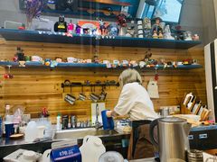 -Be Lived Cafe比例咖啡(摩天轮店)