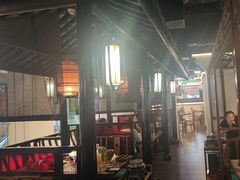-卢大鲜鱼头捞饭(美利广场店)