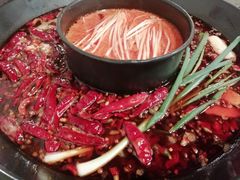 -黄潇洒老火锅(九眼桥宏济巷店)