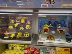 -泡泡玛特POPMART (北京超极合生汇店)