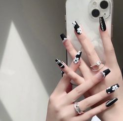 -LILY NAILS美甲美睫