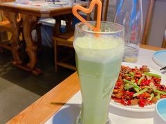黄瓜雪梨汁-海东头·疙瘩汤(万达四楼店)