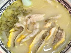 招牌黄鱼面-明呈黄鱼面馆(斜土路店)