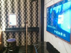 -皇马纯KTV·量贩·聚会(民治店)