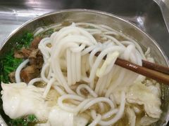 -花溪王记牛肉粉(四季花溪商场店)