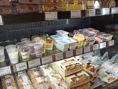 -苹果花园(龙漕路店)