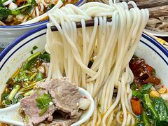 -窄巷口生烫牛肉米线(客村店)