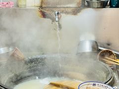 -镇南锅盖面馆(解放路店)