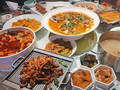 -巴特餐饮6加1音乐餐吧·新疆菜
