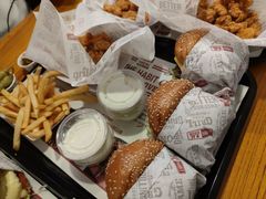 -The Habit Burger Grill 哈比特汉堡(复兴soho店)