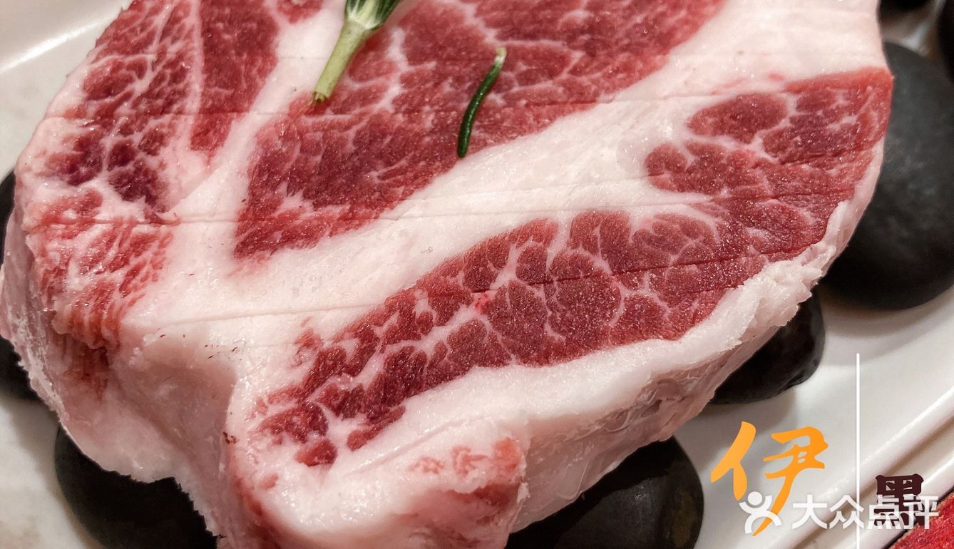 伊比利亚黑猪肉——被称为“世界上最好吃的猪肉”。