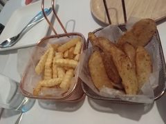 酥炸蓝威薯角-佐度王子扒房(天鹅湖店)