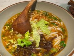 招牌牛大骨圆粉-百春原湖南牛肉粉(百联世纪店)
