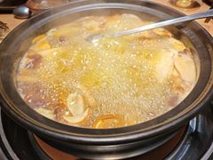 -一朵菌·野生菌探索家火锅(南亚店)