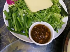 -一口猪海鲜浑锅·东北家常菜