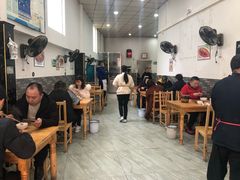 大堂-雷祖芳老妈蹄花店