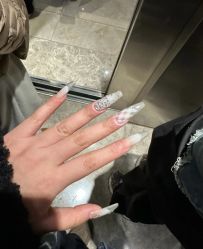 -Lucky girl建构养甲·中式翘睫专业店