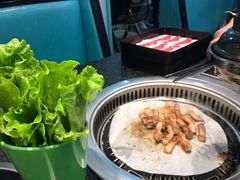-烤路里·韩国品质自助烤肉(石路天虹4号店)