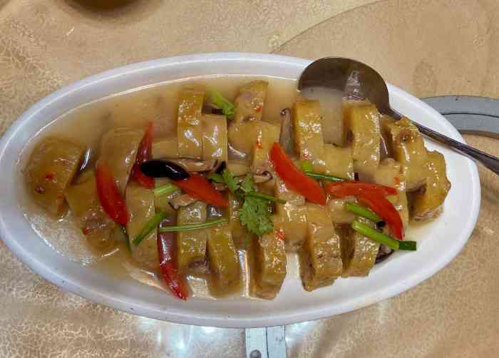 海鲜新鲜美味,推荐大家清蒸云龙斑