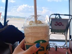 -星巴克(昆明机场III店)