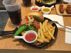 -龙治汉堡(中华城店)