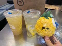 厚切凤梨柠檬茶（超大杯）-瑞幸咖啡(同和金铂天地店)