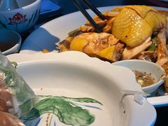 -大头虾越式风味餐厅(光明广场店)