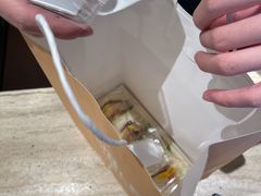 -DOUBLE HAPPINESS 双喜面包咖啡