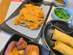 -馋三尺蟹粉小笼(人民广场店)