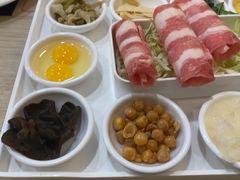 -花馬肆.云南过桥米线(汉神购物广场现场熬汤店)
