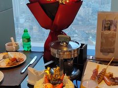 -唐拉雅秀酒店-西锦汇空中BBQ·思创餐厅