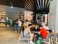 -星巴克臻选(济南万达店)